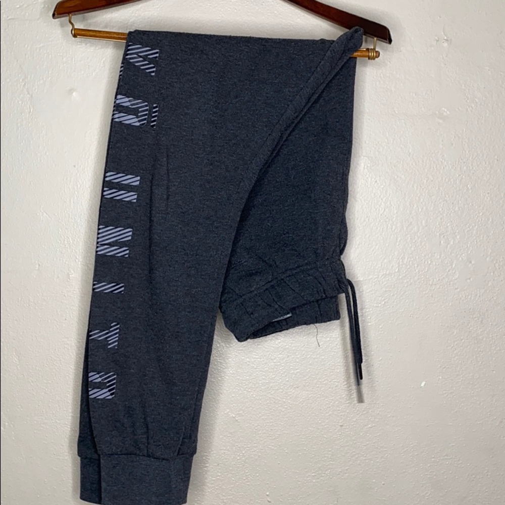Ecko Unlimited gray sweatpants jogger